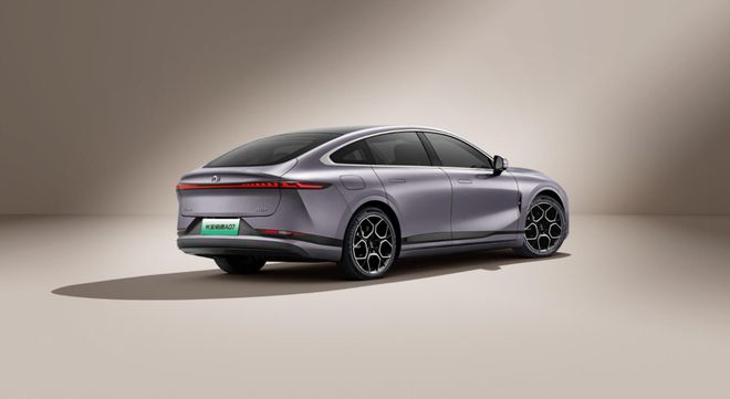 代：中国车企高阶智驾普及浪潮已经开启麻将胡了智驾技术迈入“平民化”新时(图2)