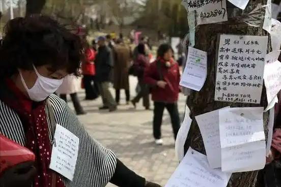 入相亲角大龄剩女强烈反对！PG麻将胡了大量外国女孩涌(图10)