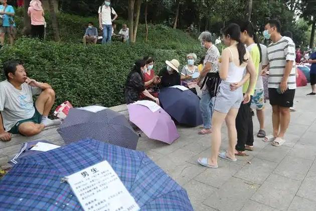 入相亲角大龄剩女强烈反对！PG麻将胡了大量外国女孩涌(图12)