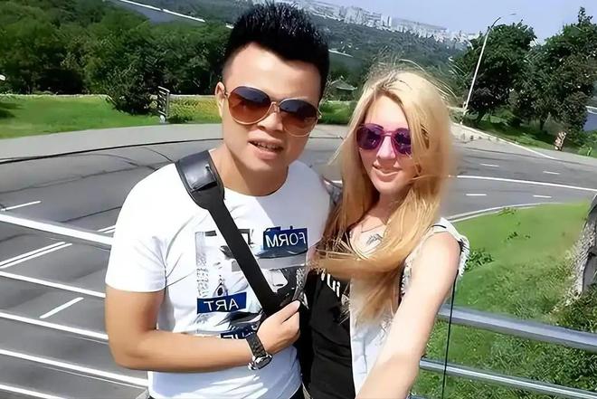 入相亲角大龄剩女强烈反对！PG麻将胡了大量外国女孩涌(图21)